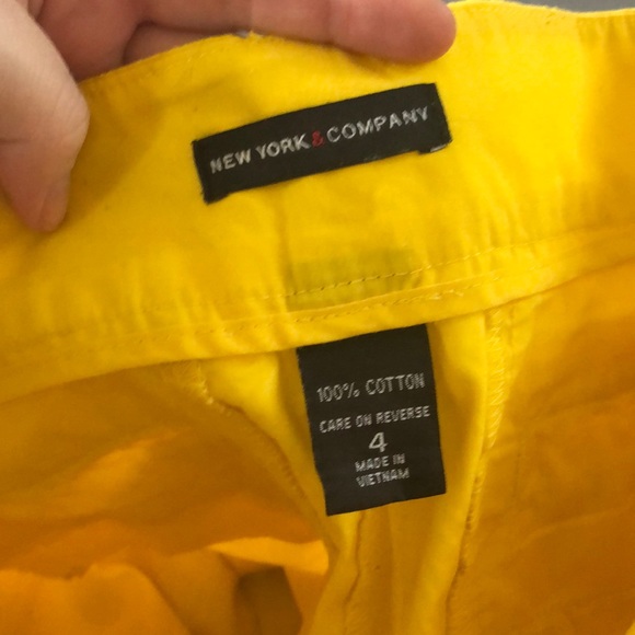 Yellow shorts - Picture 3 of 6